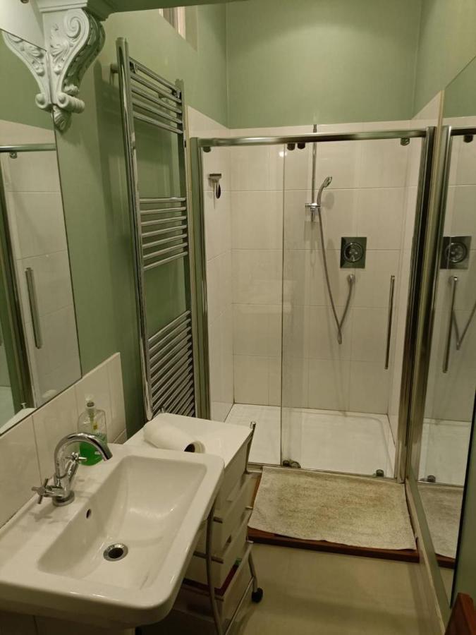City Centre Flat - Sleep Upto 4 Edimburgo Exterior foto